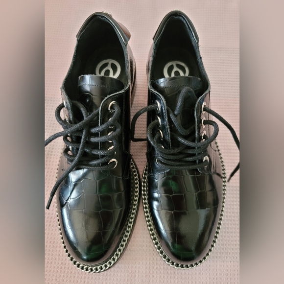 💥. BROWNS THE WISHBONE COLLECTION ! NWOT 💥 - Picture 2 of 15